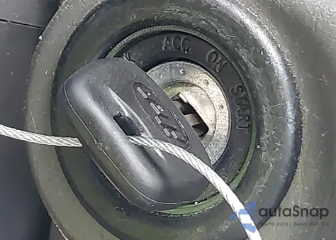 2005 Toyota Sequoia Sr5 V8 from USA, damaged, VIN 5TDBT44AX5S236962